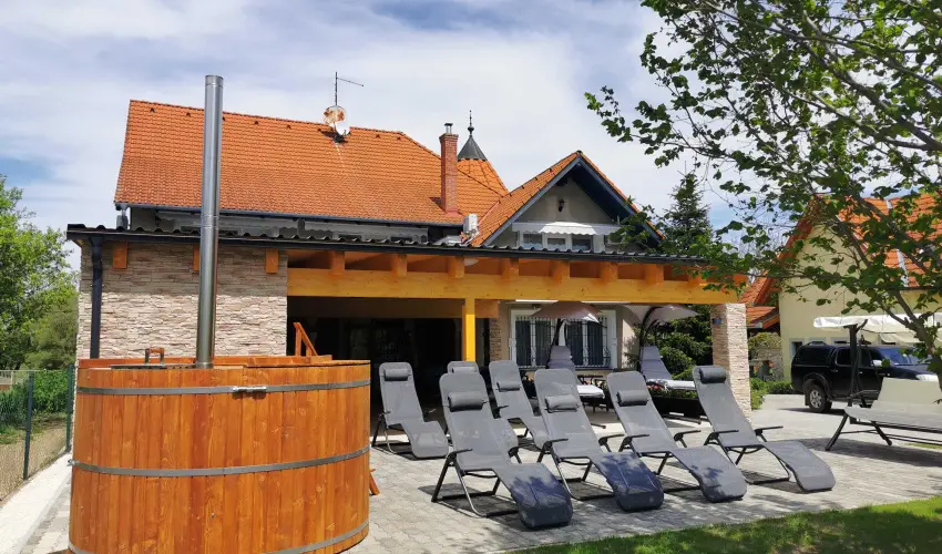 Admirl Villa Kehida Kehidakustny - Oktber 23. (min. 2 j)