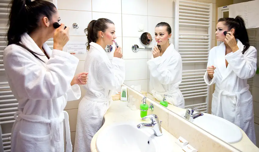 Airport Hotel Budapest Vecss - Oktber 23. - teljes elrefizetssel (min. 3 j)