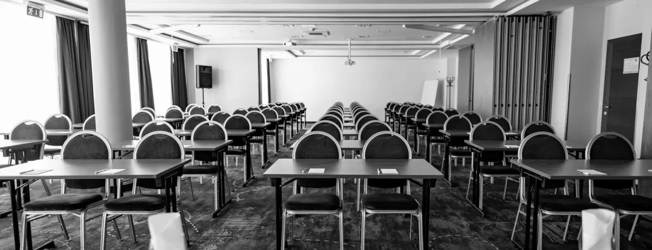 Airport Hotel Budapest Vecss - Oktber 23. - teljes elrefizetssel
