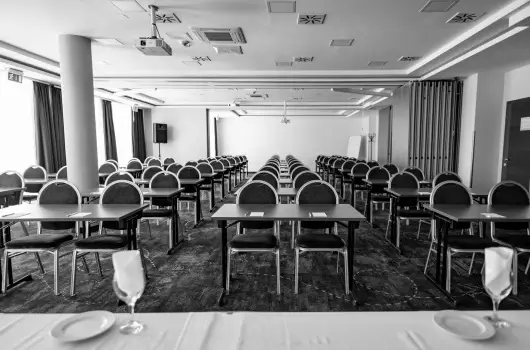 Airport Hotel Budapest - Okt�ber 23.