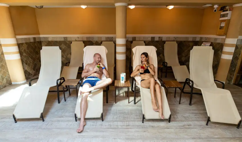 Alfa Hotel Miskolctapolca - Oktber 23. (min. 2 j)