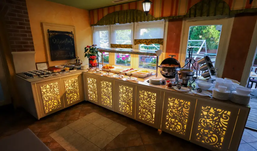 Alfa Hotel Miskolctapolca - Oktber 23. (min. 2 j)