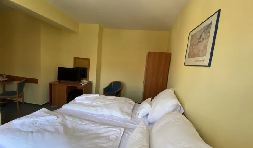 Tisza Alfa Hotel Szeged - Oktber 23.