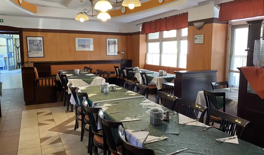 Tisza Alfa Hotel Szeged - Oktber 23.