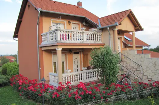 Alshegyi Apartmanok - Oktber 23. (min. 3 j)