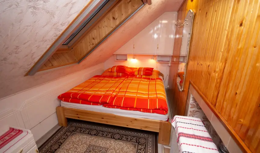 Amlia Apartman Gyula - Oktber 23. (min. 3 j)