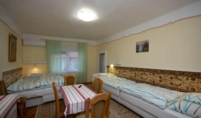 Amlia Apartman Gyula - Oktber 23. (min. 3 j)