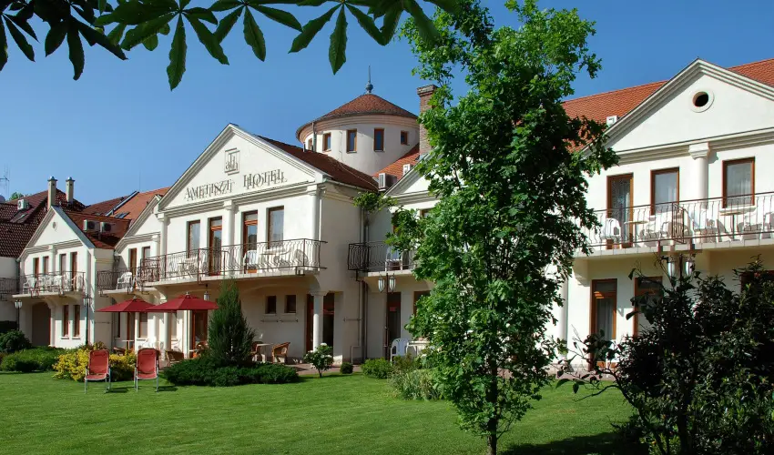 Ametiszt Hotel Hark�ny - Okt�ber 23. (min. 2 �j)