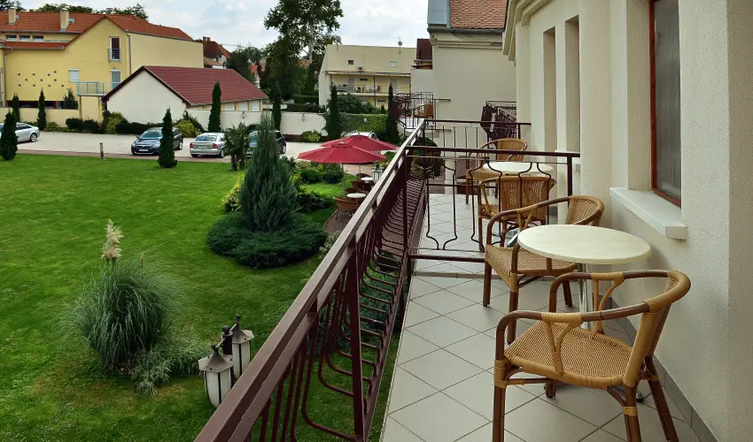 Ametiszt Hotel Hark�ny - Okt�ber 23. (min. 2 �j)