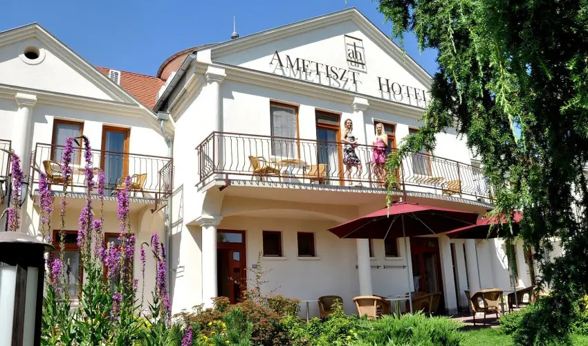 Ametiszt Hotel Hark�ny - Okt�ber 23. (min. 2 �j)