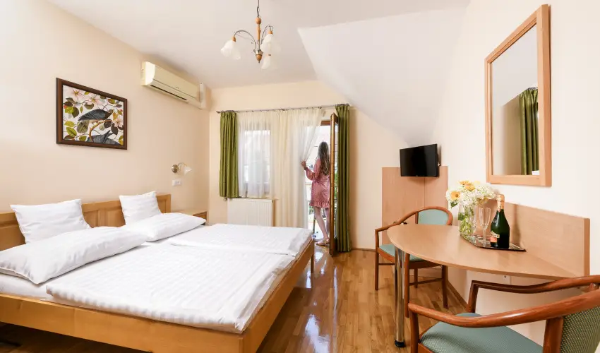 Ametiszt Hotel Hark�ny - Okt�ber 23. (min. 2 �j)