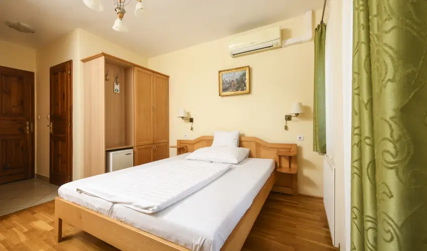 Ametiszt Hotel Hark�ny - Okt�ber 23. (min. 2 �j)