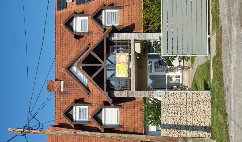 Andrea & Mnika Apartman 2 Harkny - Oktber 23.