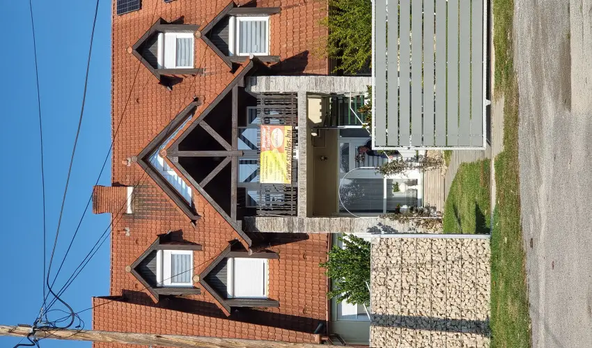 Andrea & Mnika Apartman 2 Harkny - Oktber 23.