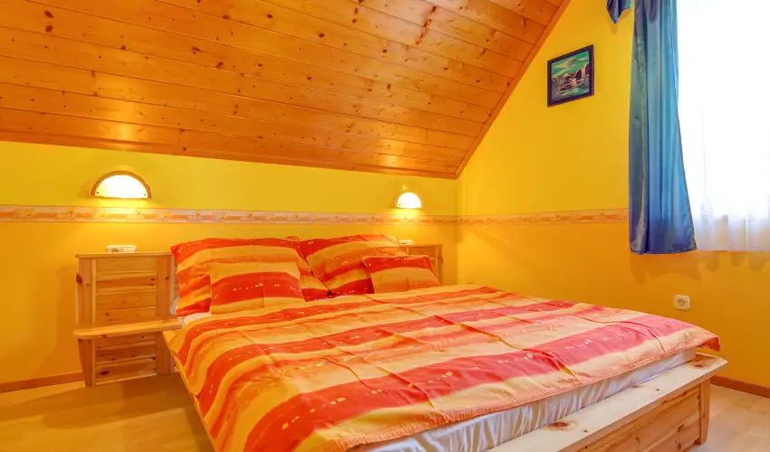 Andrea Villa Hvz - Oktber 23. (min. 2 j)