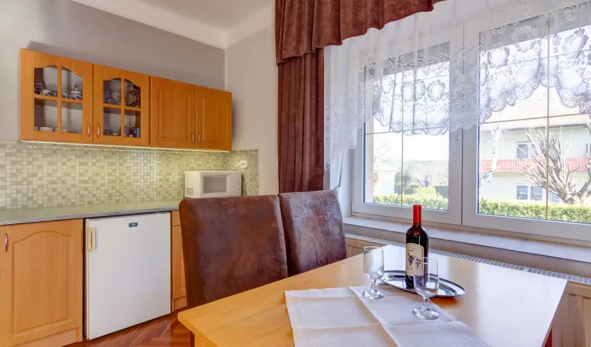 Andrea Villa Hvz - Oktber 23. (min. 2 j)