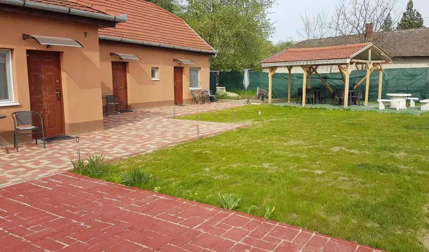 Angyal Apartman Cserkeszl - Oktber 23. (min. 3 j)