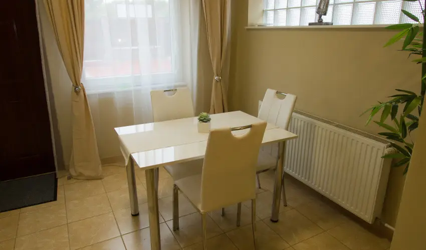 Angyal Apartman Cserkeszl - Oktber 23. (min. 3 j)