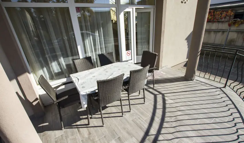 Anna Vendghz Hajdszoboszl - Oktber 23. (min. 2 j)