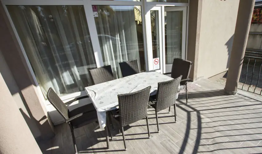 Anna Vendghz Hajdszoboszl - Oktber 23. (min. 2 j)