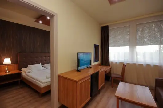 Aqua Hotel - Oktber 23. (min. 2 j)