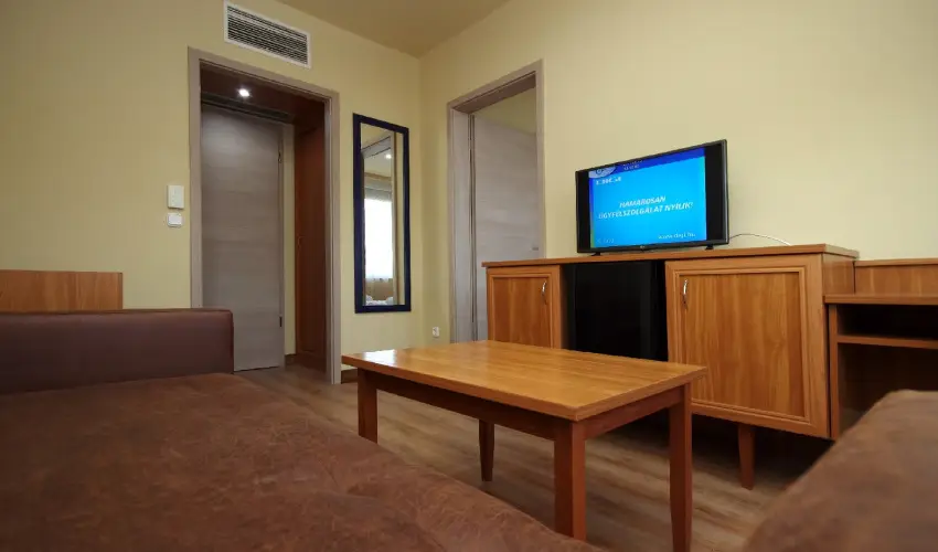 Aqua Hotel Gyula - Oktber 23. (min. 2 j)