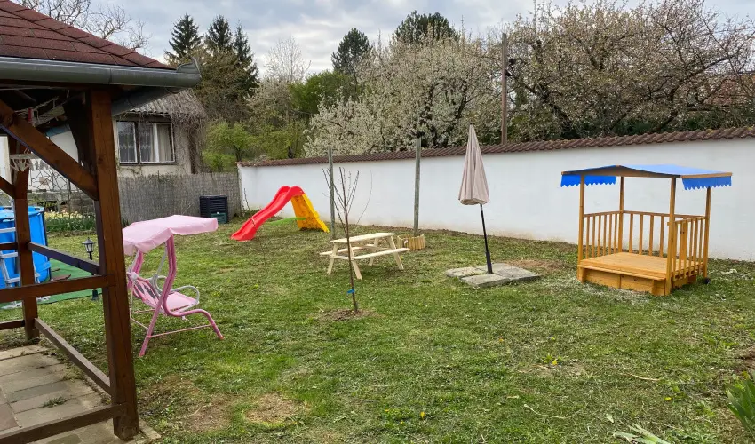 Arany Apartmanhz Zalagyngye  Zalakaros - Oktber 23. (min. 2 j)