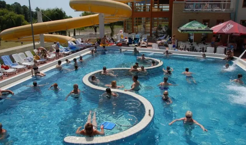 Arany Apartmanhz Zalagyngye  Zalakaros - Oktber 23. (min. 2 j)