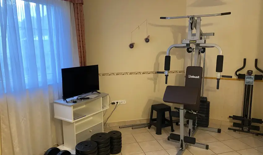 Arany Apartmanhz Zalagyngye  Zalakaros - Oktber 23. (min. 2 j)