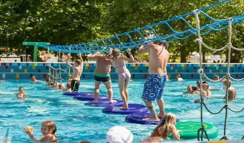 Arany Apartmanhz Zalagyngye  Zalakaros - Oktber 23. (min. 2 j)