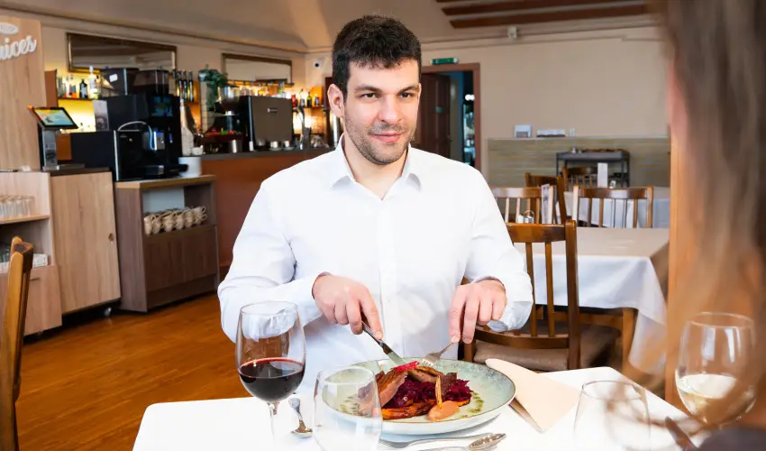 Aranyhomok Hotel Business & Relax Kecskem�t - Okt�ber 23. - teljes el�refizet�ssel (min. 2 �j)