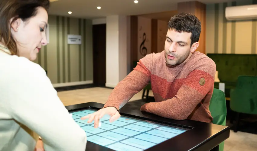 Aranyhomok Hotel Business & Relax Kecskem�t - Okt�ber 23. - teljes el�refizet�ssel (min. 2 �j)