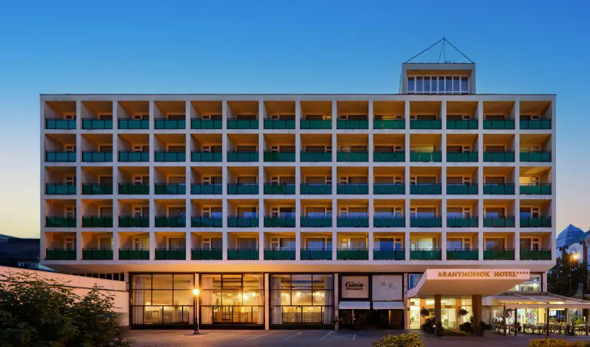 Aranyhomok Hotel Business & Relax Kecskem�t - Okt�ber 23. (min. 2 �j)