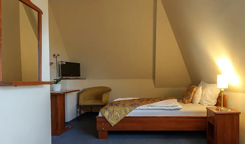 Aranypatk� Panzi� Gy�r�jbar�t - Okt�ber 23.