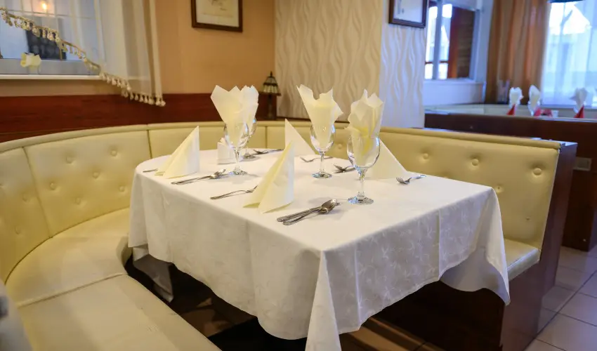 Aranypatk� Panzi� Gy�r�jbar�t - Okt�ber 23.