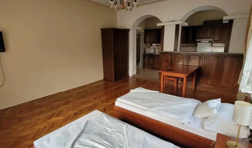 Aranypatk� Panzi� Gy�r�jbar�t - Okt�ber 23.