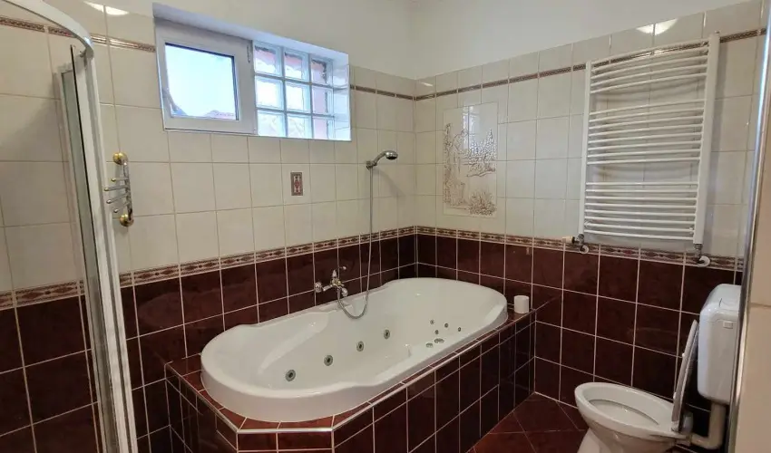 Aranypatk� Panzi� Gy�r�jbar�t - Okt�ber 23.