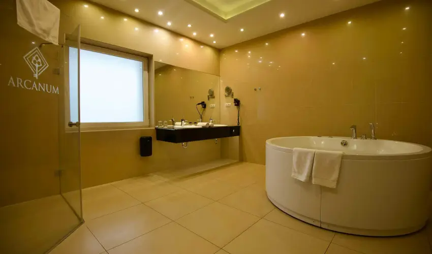 Arcanum Hotel B�k�scsaba - Okt�ber 23. 
