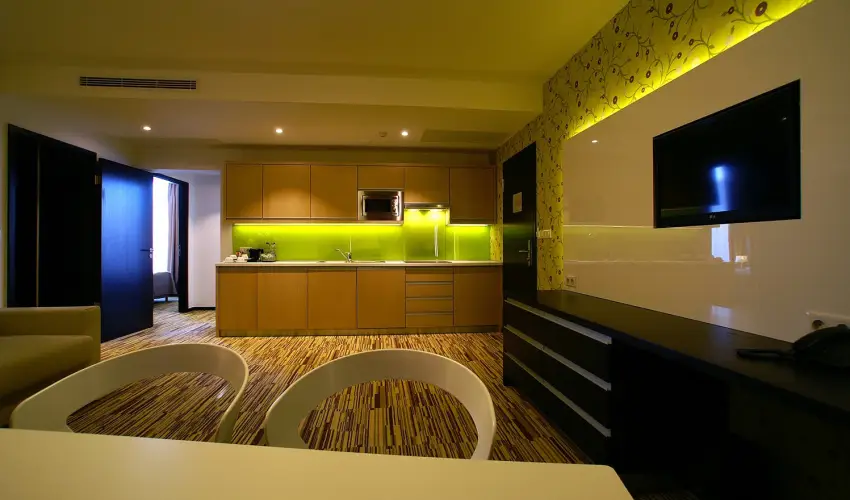 Art Hotel Szeged Szeged - Oktber 23. - specilis elrefizetssel