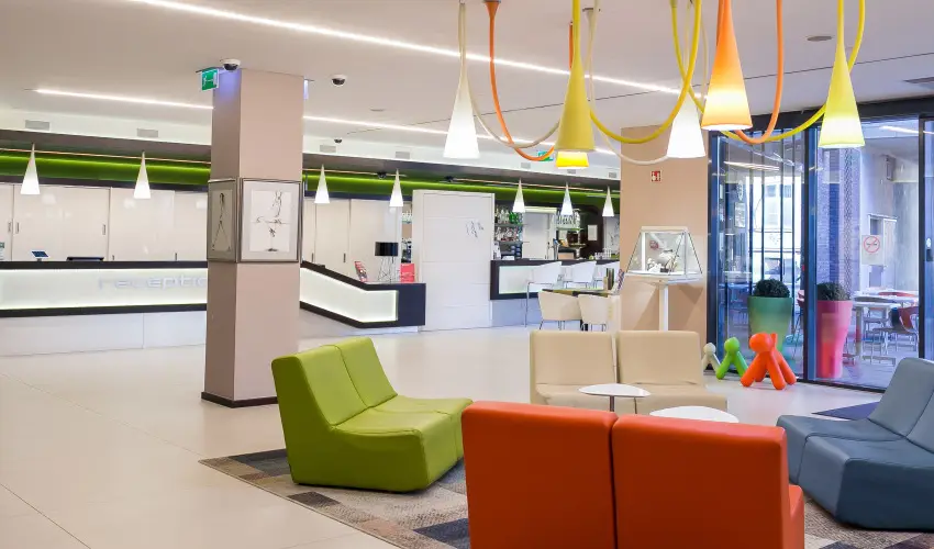 Art Hotel Szeged Szeged - Oktber 23. - specilis elrefizetssel