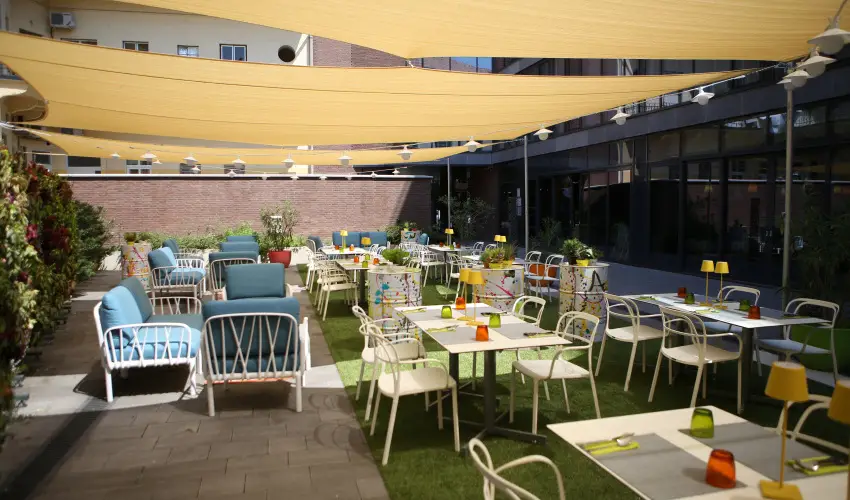 Art Hotel Szeged Szeged - Oktber 23. - specilis elrefizetssel