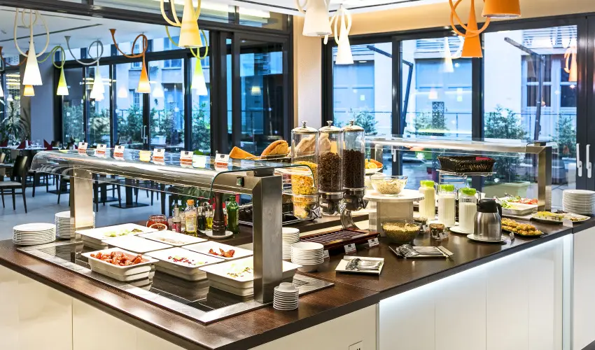 Art Hotel Szeged Szeged - Oktber 23. - specilis elrefizetssel