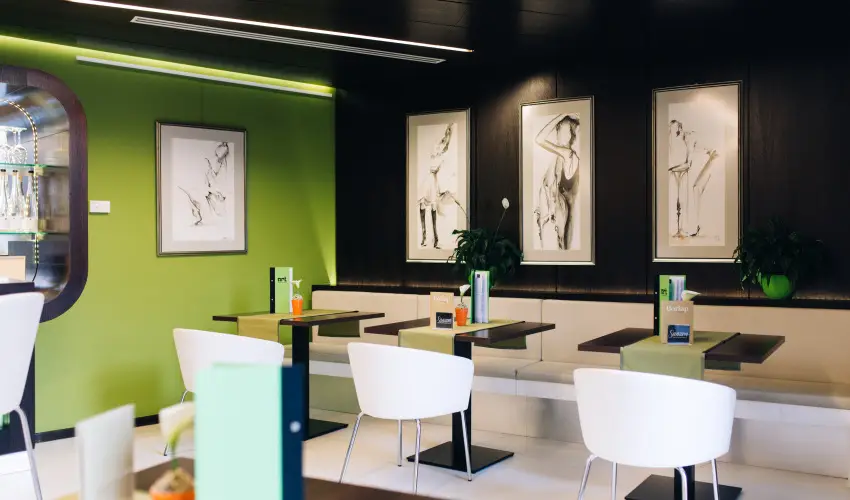 Art Hotel Szeged Szeged - Oktber 23. - specilis elrefizetssel