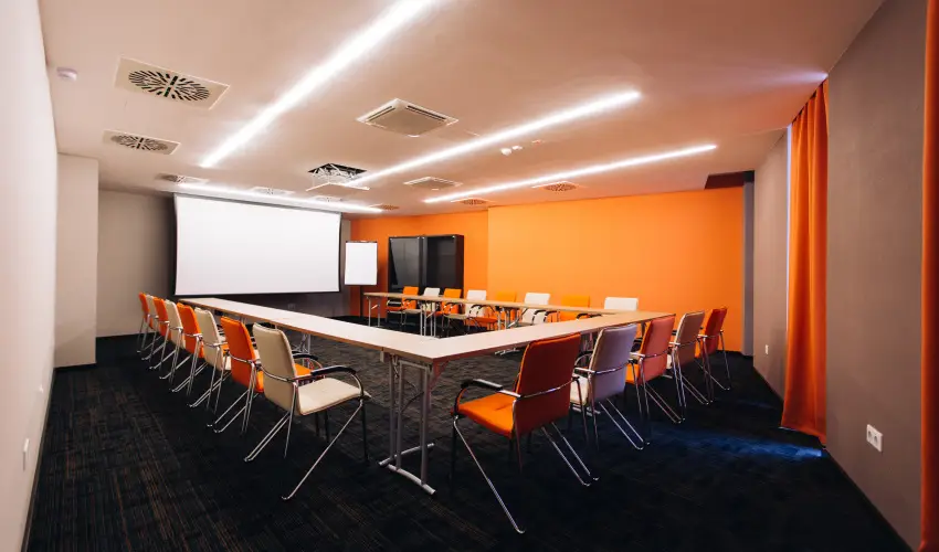 Art Hotel Szeged Szeged - Oktber 23. - specilis elrefizetssel