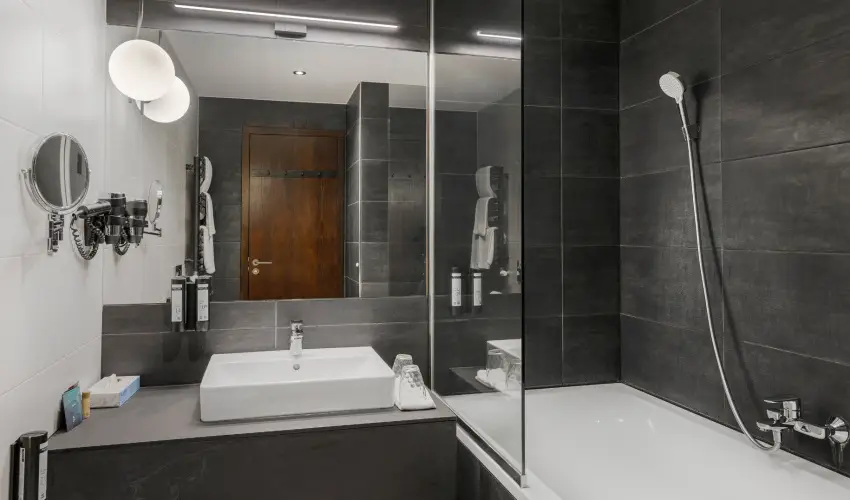 Art Hotel Szeged Szeged - Okt�ber 23. - speci�lis el�refizet�ssel