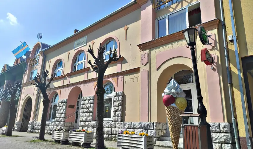 trium Hotel Harkny - Oktber 23.