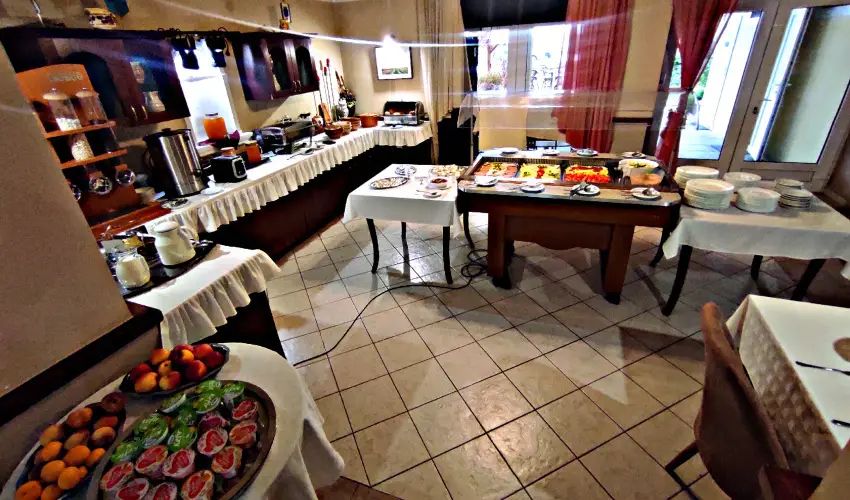 trium Hotel Harkny - Oktber 23.