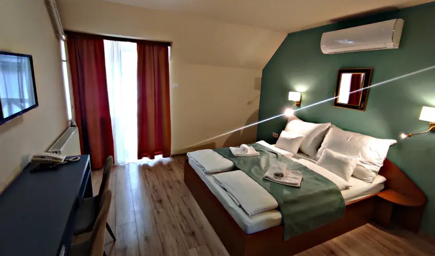 trium Hotel Harkny - Oktber 23.