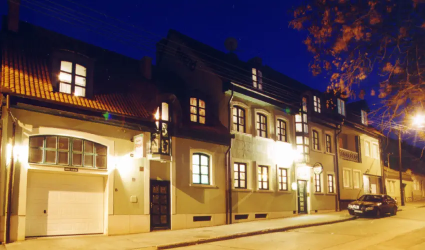 Bacchus Panzi Eger - Oktber 23. (min. 2 j)