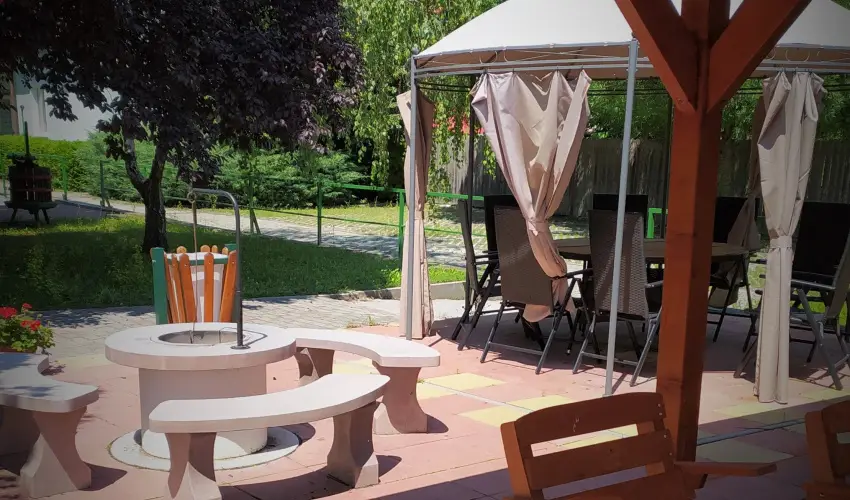 Bacchus Panzi Eger - Oktber 23. (min. 2 j)